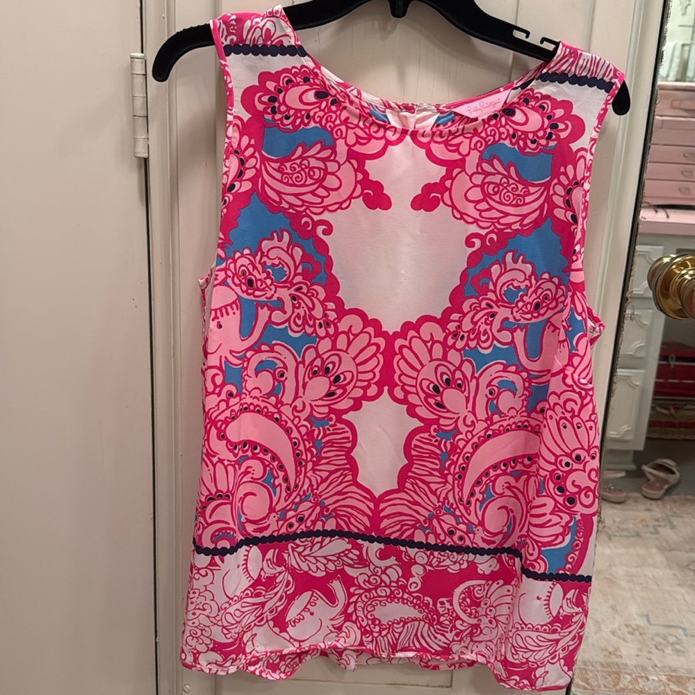 Lilly Pulitzer 100% silk sleeveless blouse. Great colors!